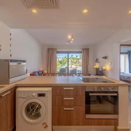 Cozy 2-Bedroom Apartment In G-Cribs, El Gouna. Terrace & Pool Hurghada Exterior photo