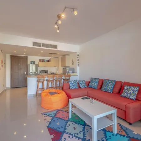 Cozy 2-Bedroom Apartment In G-Cribs, El Gouna. Terrace & Pool Hurghada Exterior photo